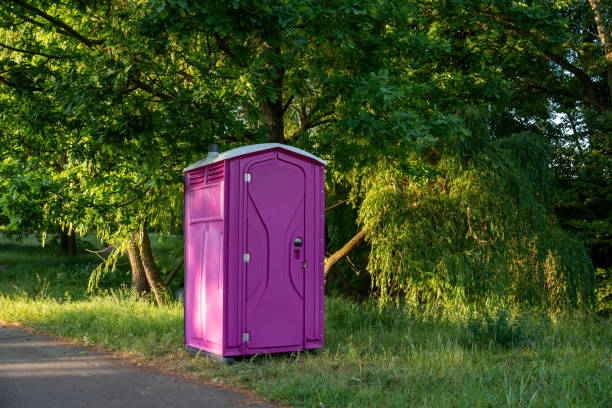 Best Portable restroom trailer rental  in Bonadelle Ranchos, CA